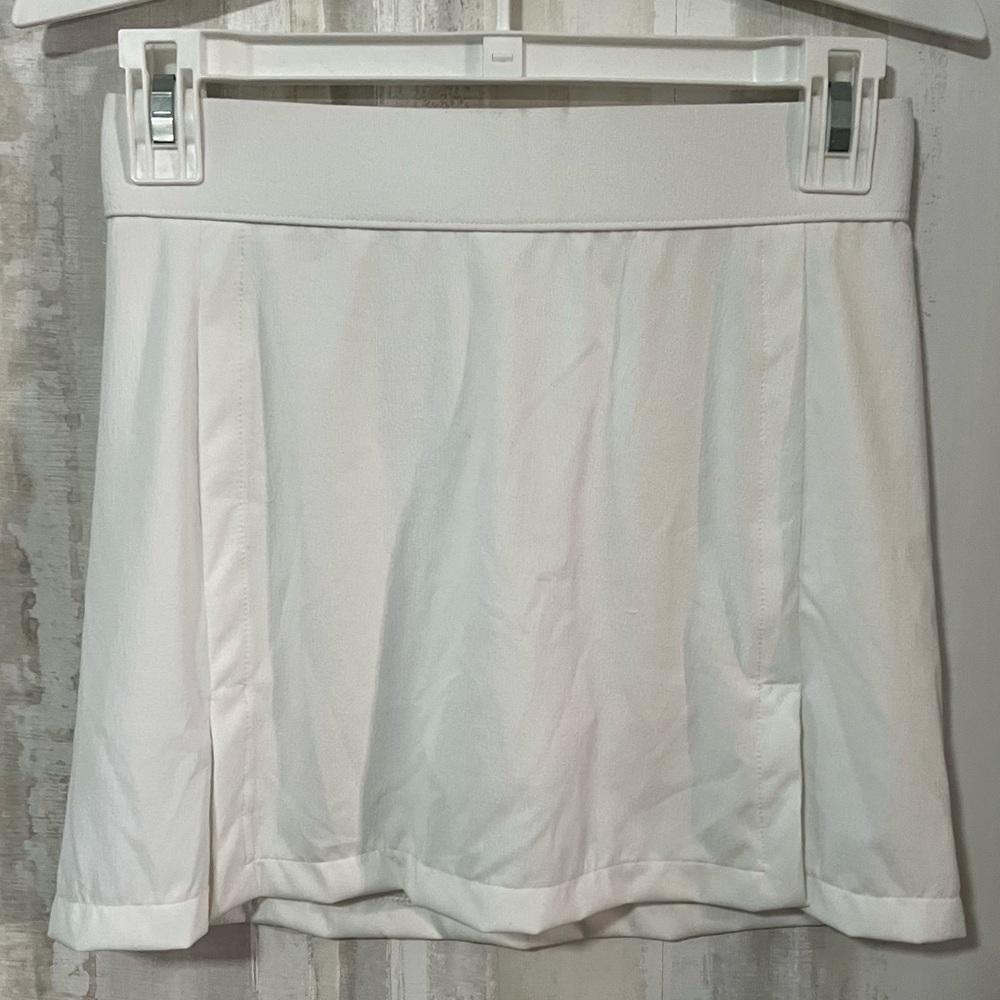 Macade golf skirt (out of stock on website)